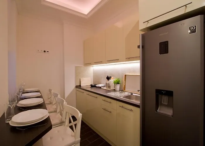 Elisabeth Bridge Apartmans